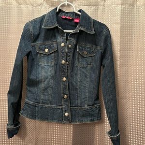 Women’s So size small jean jacket.